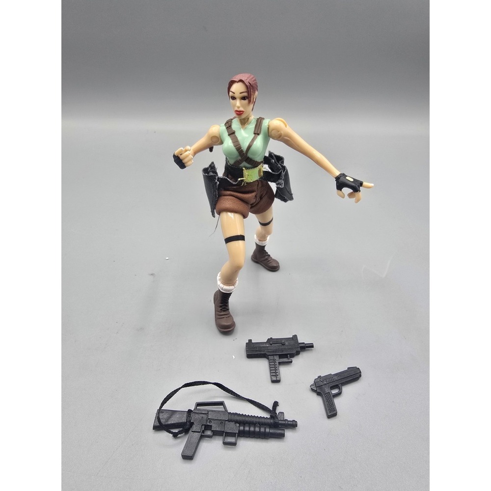 1997 Toy Biz Tomb Raider Lara Croft 5" Action Figure Loose